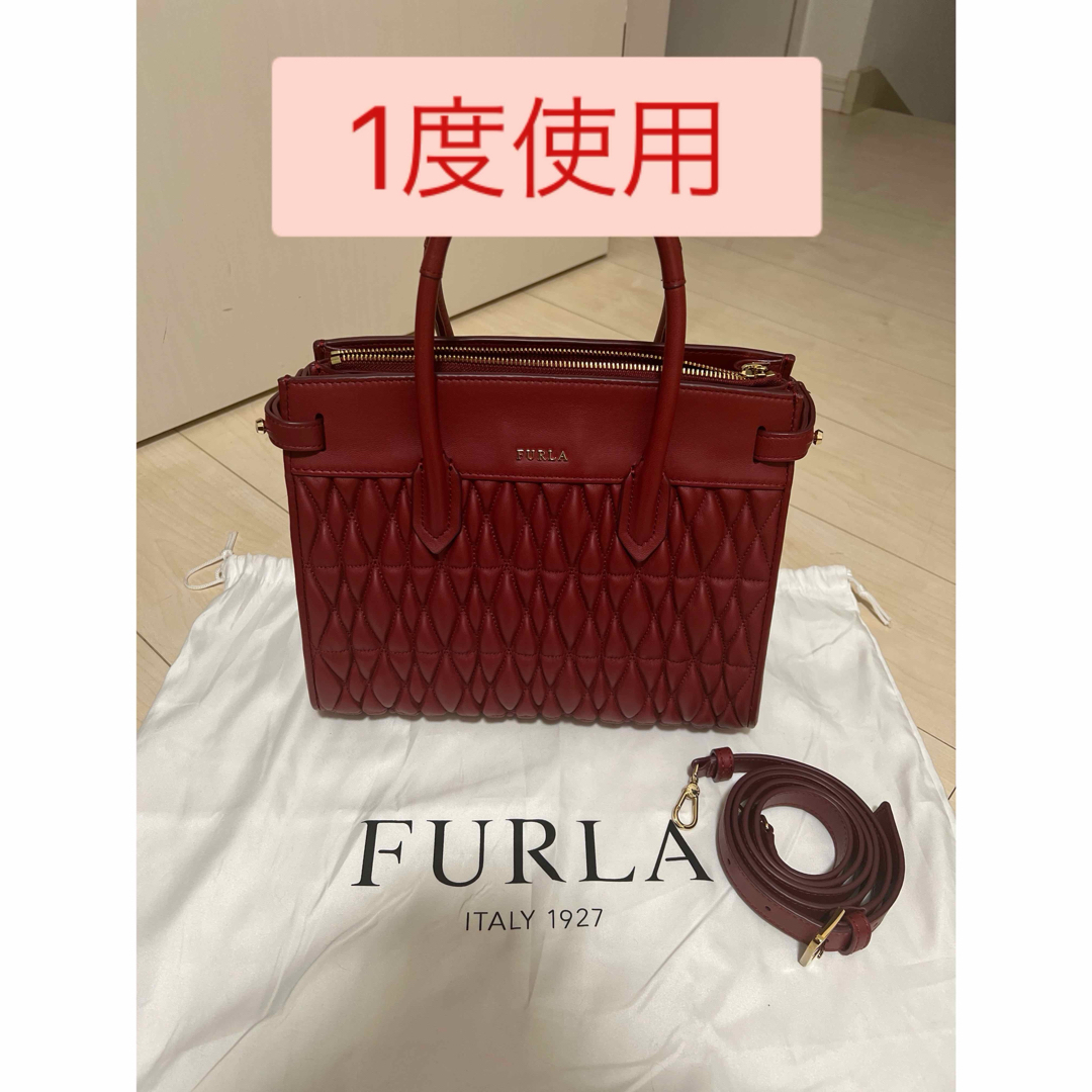 レディース1度使用  FURLA  キルティング ハンドバッグ  2way フルラ