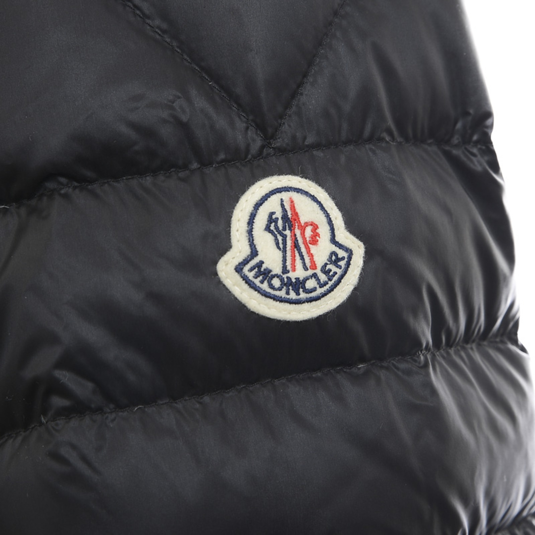 MONCLER(モンクレール)のモンクレール ライトダウン ダウンジャケット KAVIR カビール ブラック メ メンズのジャケット/アウター(ダウンジャケット)の商品写真