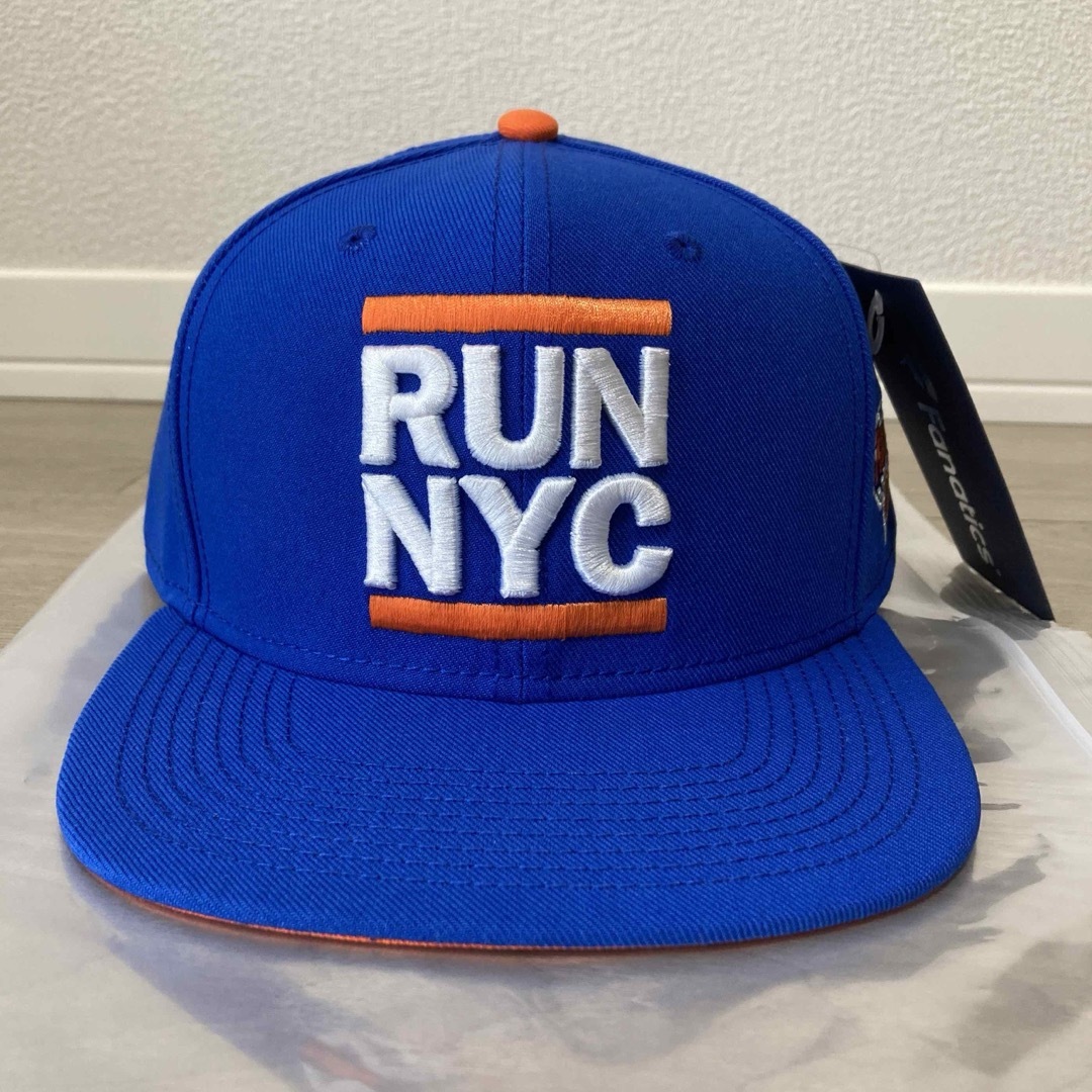 新品未使用　RUNDMC x Fanaticsコラボ　NBA  NYニックス メンズの帽子(キャップ)の商品写真