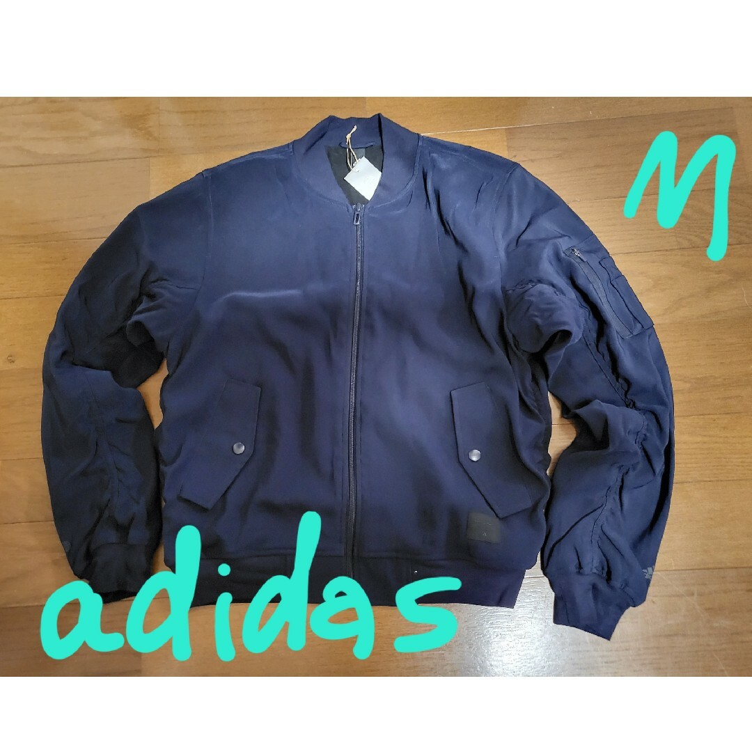 adidas(アディダス)の格安‼️定価8800円‼️adidasID2.0 ボンバージャケット メンズのジャケット/アウター(ミリタリージャケット)の商品写真