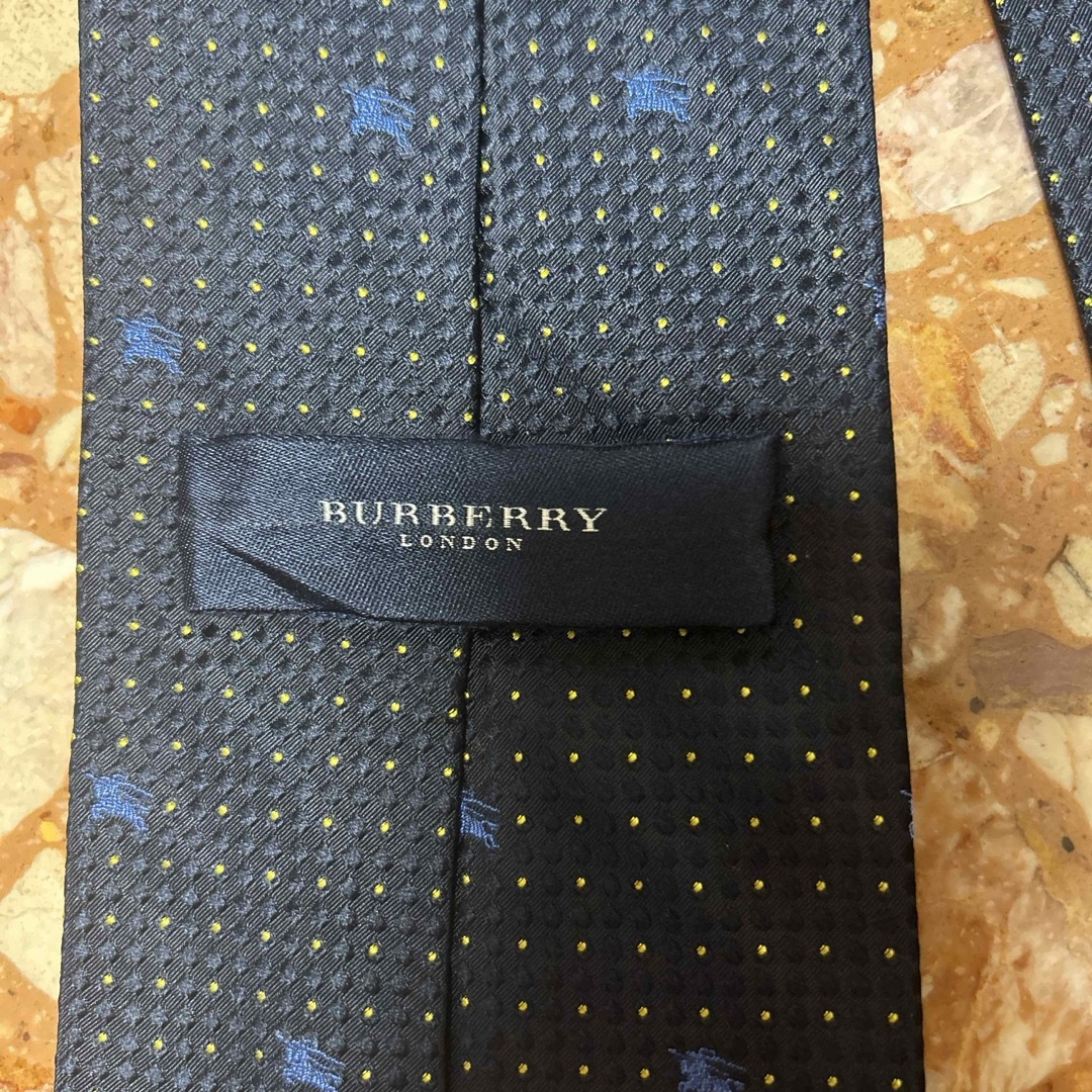 BURBERRY(バーバリー)のバーバリー　ネクタイ メンズのファッション小物(ネクタイ)の商品写真