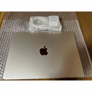 マック(Mac (Apple))の美品　MacBook Air 13 2022 　M2　16GB/512GB(ノートPC)