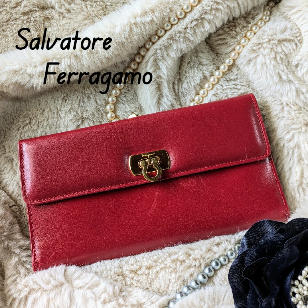 Ferragamo　フェラガモ　長財布　ウォレット　ガンチーニ　二つ折り　がま口 | フリマアプリ ラクマ