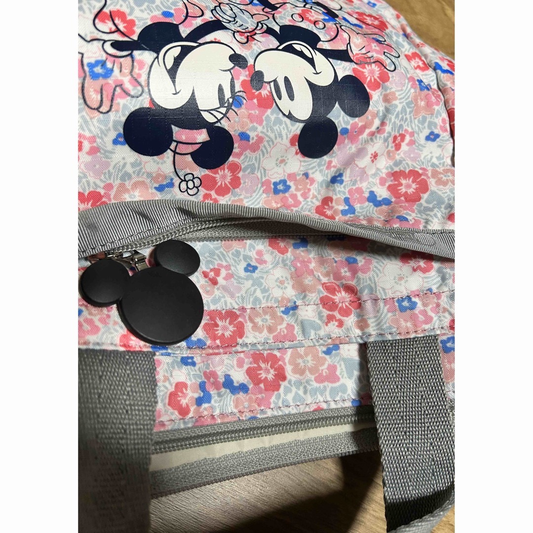 LeSportsac(レスポートサック)のレスポートサック花柄ディズニー　ミッキー&ミニー エンタメ/ホビーのおもちゃ/ぬいぐるみ(キャラクターグッズ)の商品写真