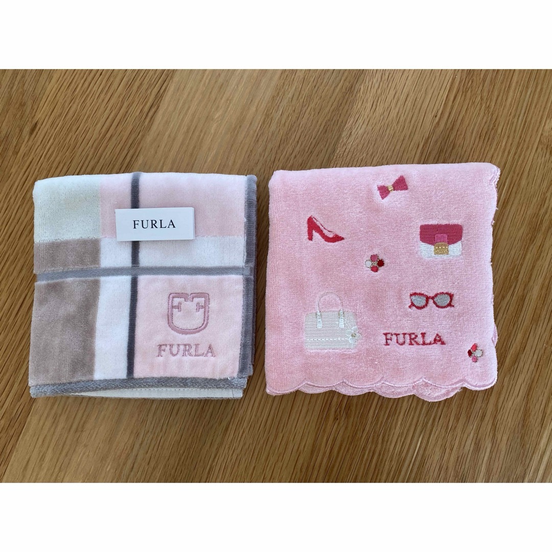 Furla(フルラ)のフルラ　ハンカチ　2枚セット レディースのファッション小物(ハンカチ)の商品写真