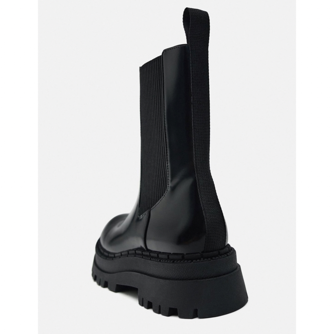 ZARA トラックソールチェルシーブーツ 35 ZARA トラックソールチェルシーブーツ 35