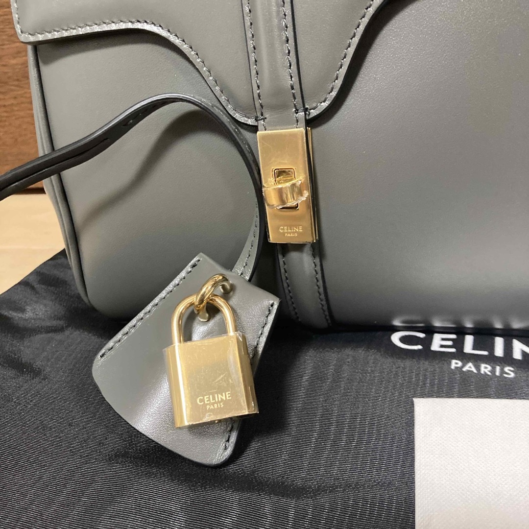 celine(セリーヌ)の【新品】セリーヌ セーズ 16 ミニ グレー レディースのバッグ(ハンドバッグ)の商品写真