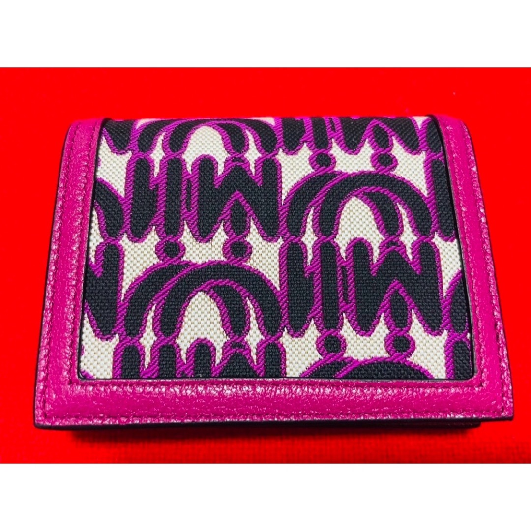 定価¥58300.新品】miumiu ミュウミュウ　ロゴ　二つ折り財布　ピンク