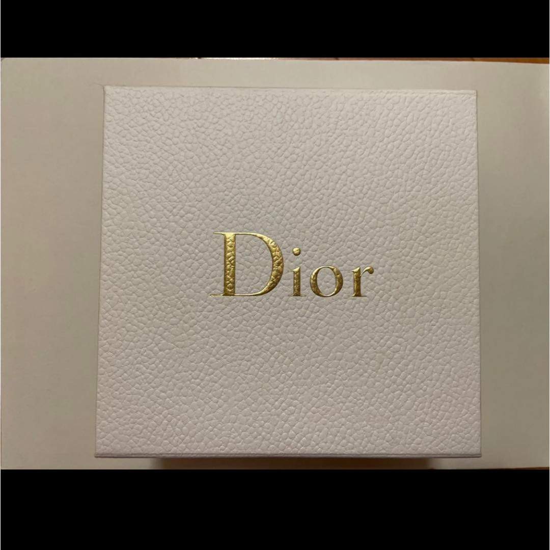 Dior(ディオール)のDior ディオール アディクト リップ マキシマイザー 001 ピンク コスメ/美容のベースメイク/化粧品(口紅)の商品写真