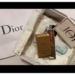 ディオール(Dior)のDior ディオール アディクト リップ マキシマイザー 001 ピンク(口紅)