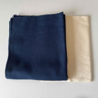 クロスステッチ布　刺繍用布　紺　オフホワイト(生地/糸)