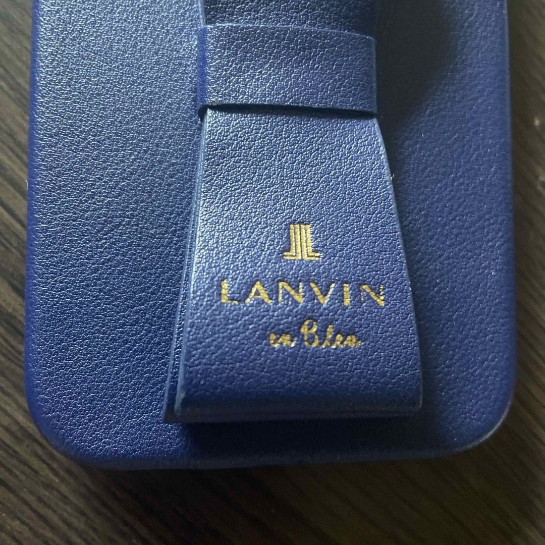 LANVIN en Bleu(ランバンオンブルー)のランバンオンブルー  iPhoneケース スマホ/家電/カメラのスマホアクセサリー(iPhoneケース)の商品写真