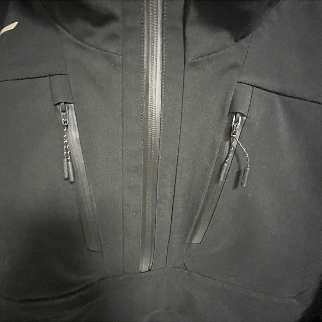 新品未使用タグ付き】MIZUNO マウンテンパーカー 黒 XS 新品未使用タグ付き】MIZUNO マウンテンパーカー 黒 XS