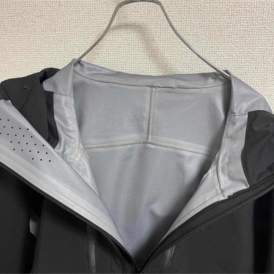 新品未使用タグ付き】MIZUNO マウンテンパーカー 黒 XS 新品未使用タグ付き】MIZUNO マウンテンパーカー 黒 XS