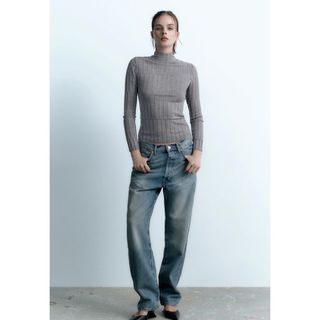 ザラ(ZARA)のzara ハイネックリブニットセーター(ニット/セーター)