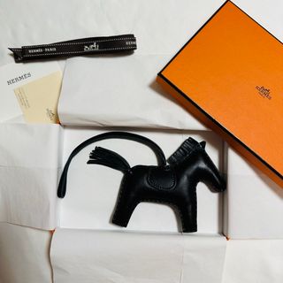 エルメス(Hermes)の新品 エルメス HERMES ロデオ ソーブラック MM(チャーム)