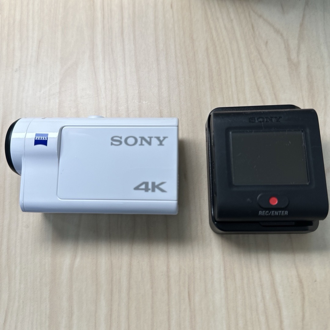 SONY(ソニー)のFDR-X3000 SONY アクションカム スマホ/家電/カメラのカメラ(その他)の商品写真