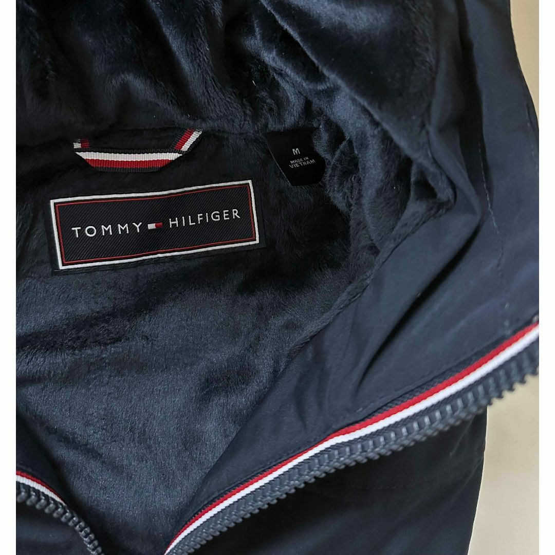 TOMMY HILFIGER(トミーヒルフィガー)の新品 L ★ トミーヒルフィガー ソフトシェル 裏起毛 ジャケット US-M 紺 レディースのジャケット/アウター(ナイロンジャケット)の商品写真