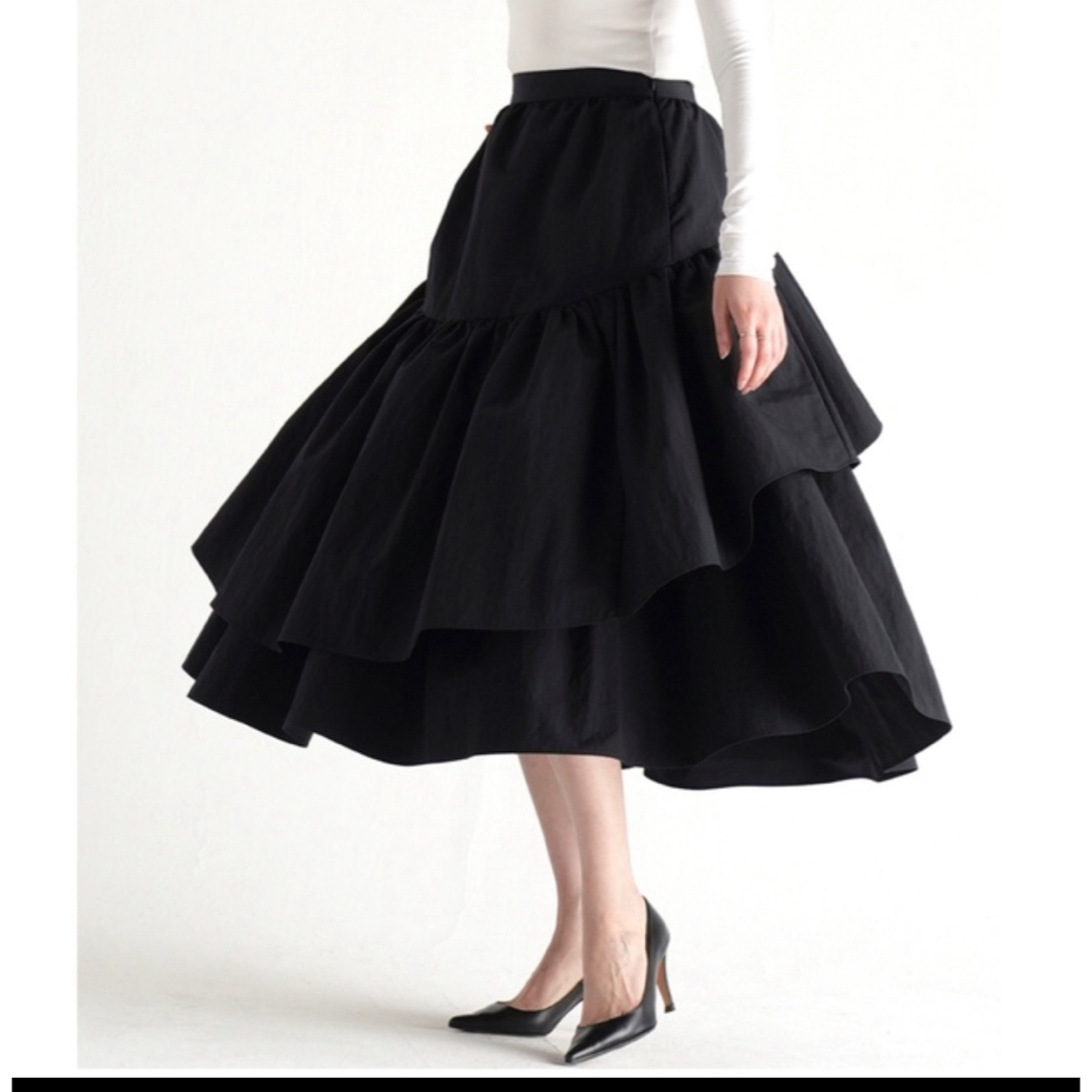 SHE Tokyo ティアードギャザースカート Britney BLACK 36 レディースのスカート(ロングスカート)の商品写真