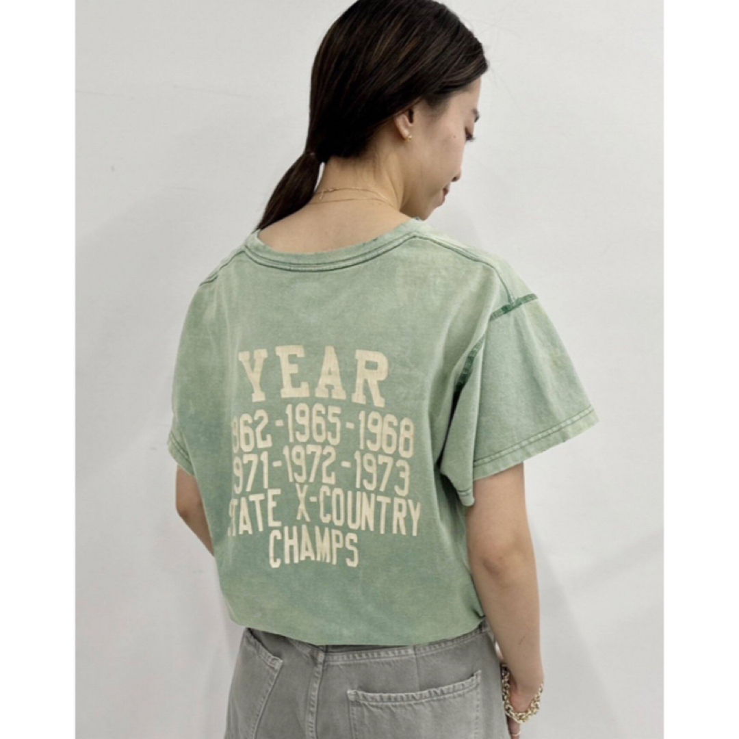 L'Appartement DEUXIEME CLASSE(アパルトモンドゥーズィエムクラス)のMUSE購入　【SURT/サート】S.T.F Year Damage Tシャツ レディースのトップス(Tシャツ(半袖/袖なし))の商品写真