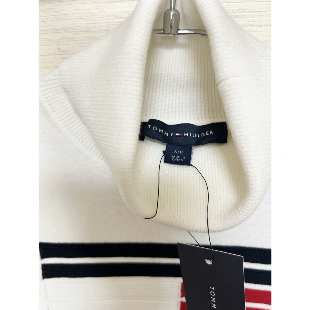 TOMMY HILFIGER(トミーヒルフィガー)の新品 トミーヒルフィガー ニット レディースのトップス(ニット/セーター)の商品写真