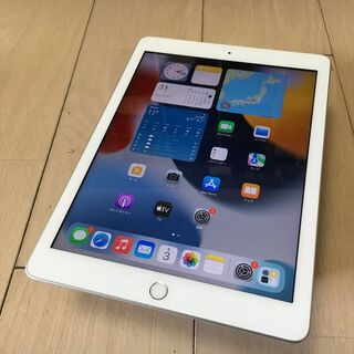 超美品 au iPad mini Retina 16GB シルバーau3