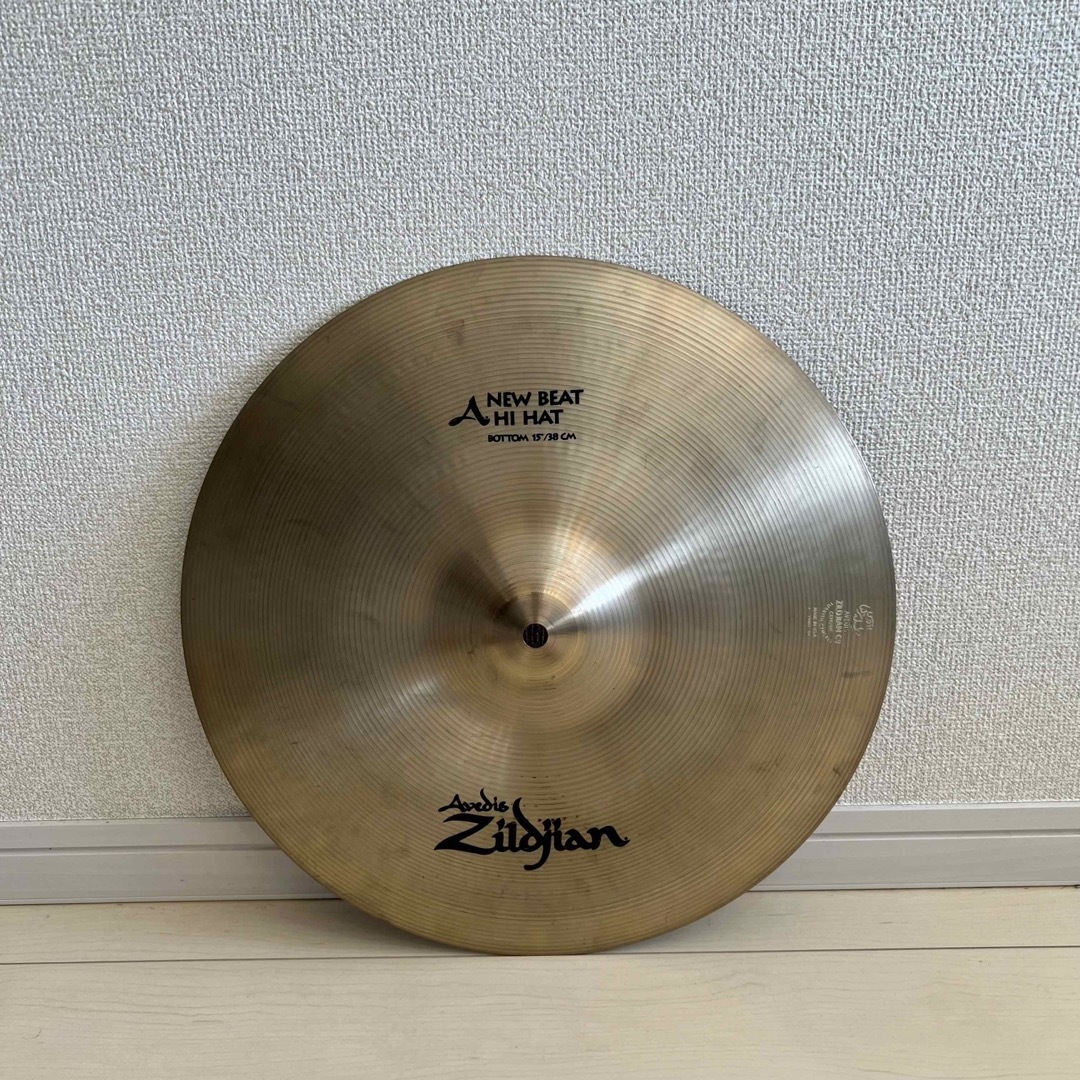 Zildjian(ジルジャン)の【Zildjian】NEW BEAT HI-HAT 15 ペア 楽器のドラム(シンバル)の商品写真