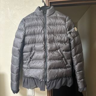 モンクレール(MONCLER)のモンクレール  sacai SUMIRE リバーシブル　フリル　ダウンジャケット(ダウンジャケット)