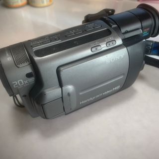 ソニー(SONY)のSONY VideoHi8  Handycam  CCD-TRV101(ビデオカメラ)