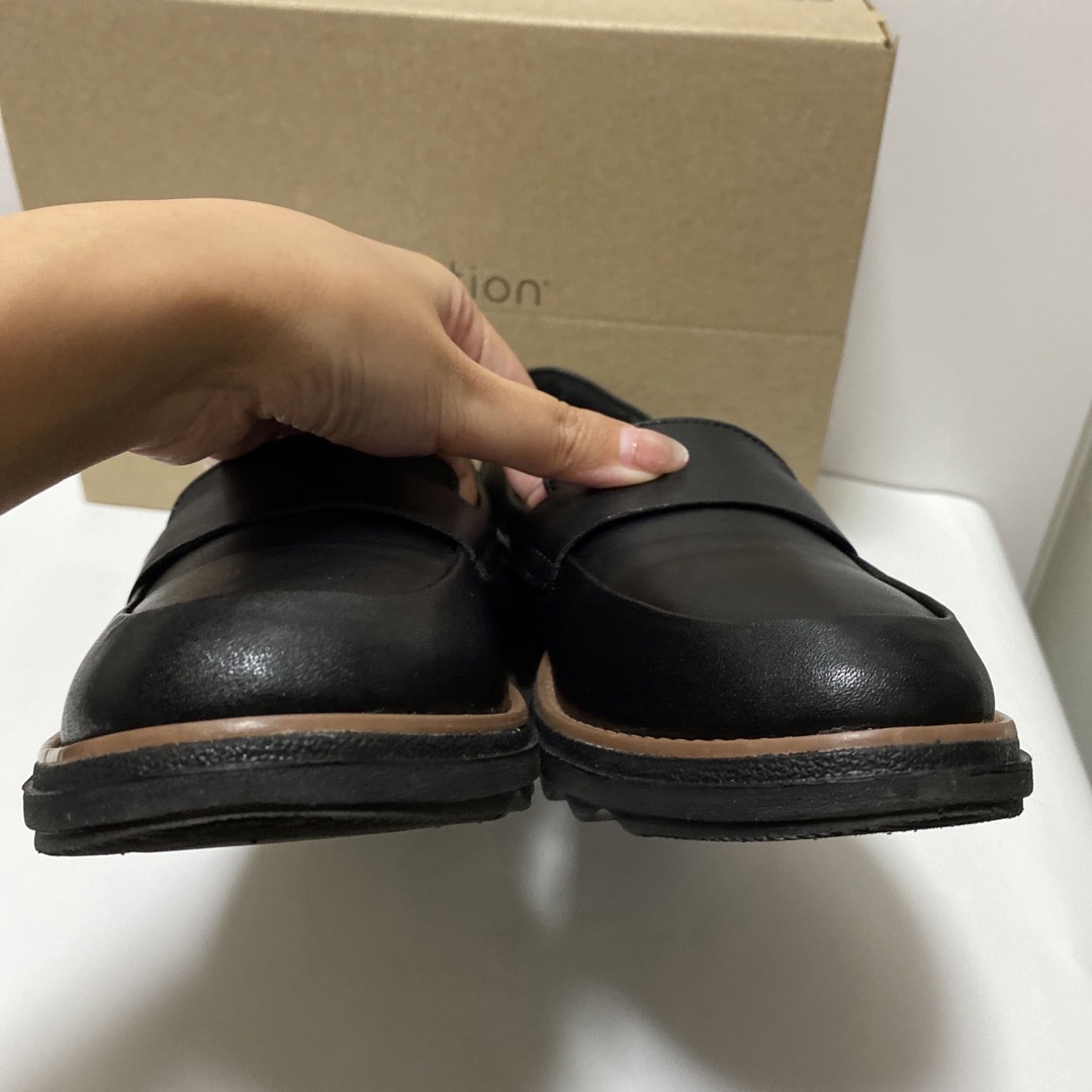 Clarks(クラークス)の箱付/美品　クラークス　シャロングレイシー　39.5 25㎝ レディースの靴/シューズ(ローファー/革靴)の商品写真