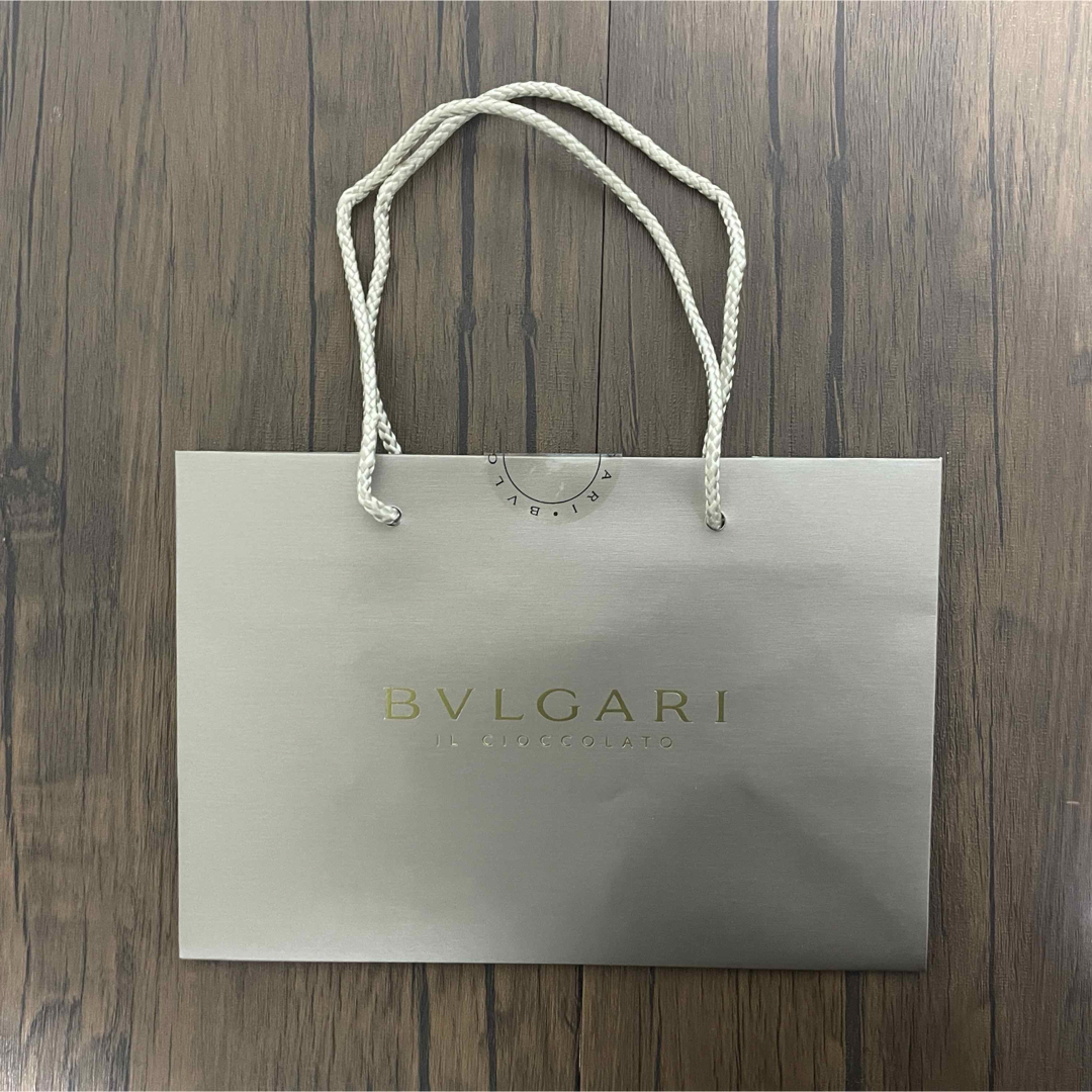 BVLGARI(ブルガリ)のBVLGARI IL CIOCCOLATO(ブルガリ イル・チョコラート)袋 レディースのバッグ(ショップ袋)の商品写真