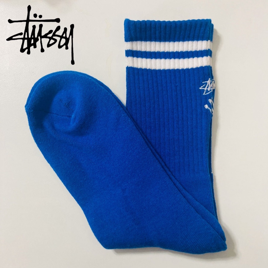 STUSSY(ステューシー)の青◎Stussy ステューシー　クラウン　ロゴ　メンズソックス　男性　靴下 メンズのレッグウェア(ソックス)の商品写真