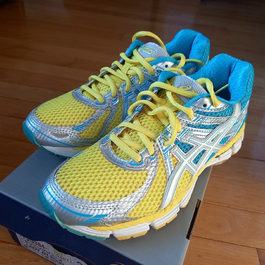 【美品】asics ランニングシューズ 23.0 | フリマアプリ ラクマ 【美品】asics ランニングシューズ 23.0 | フリマアプリ ラクマ