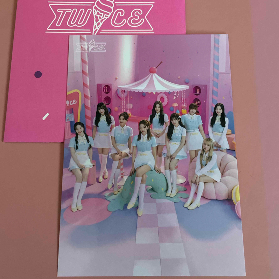 TWICE(トゥワイス)のTWICE PopupStore 2023 オール エンタメ/ホビーのタレントグッズ(アイドルグッズ)の商品写真