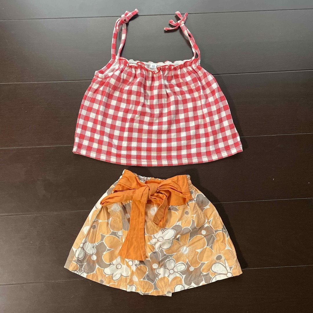 西松屋(ニシマツヤ)のキャミソール&スカート キッズ/ベビー/マタニティのキッズ服女の子用(90cm~)(スカート)の商品写真