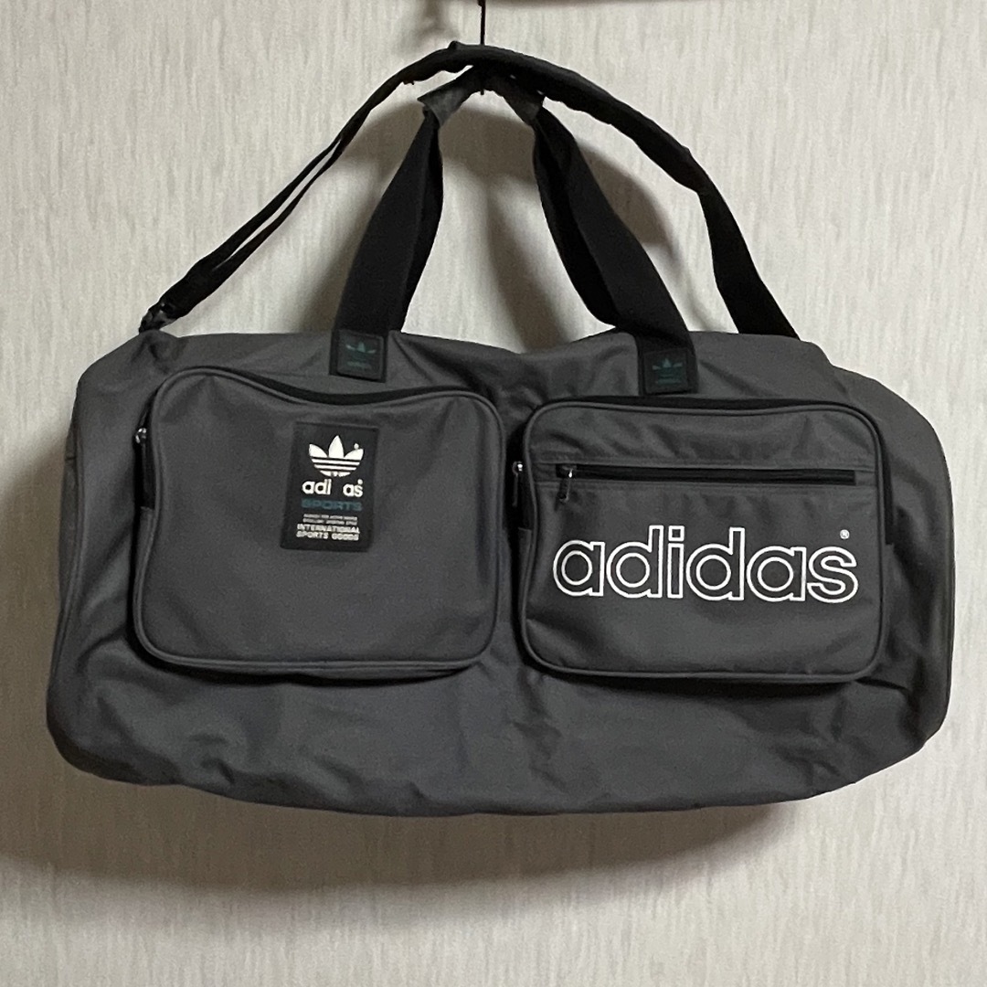 adidas(アディダス)の【訳あり】adidas  大容量　ボストンバッグ メンズのバッグ(ボストンバッグ)の商品写真