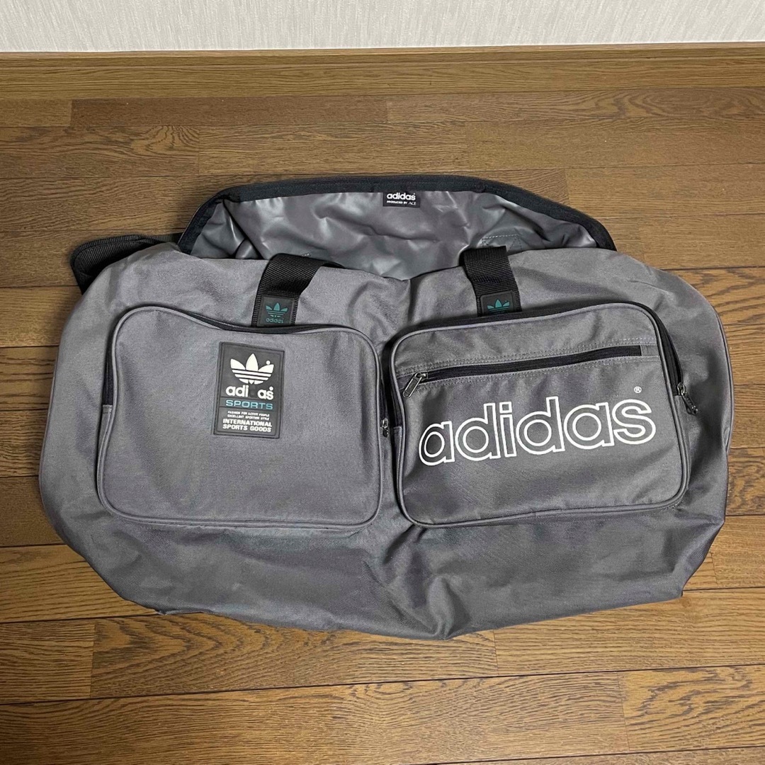 adidas(アディダス)の【訳あり】adidas  大容量　ボストンバッグ メンズのバッグ(ボストンバッグ)の商品写真