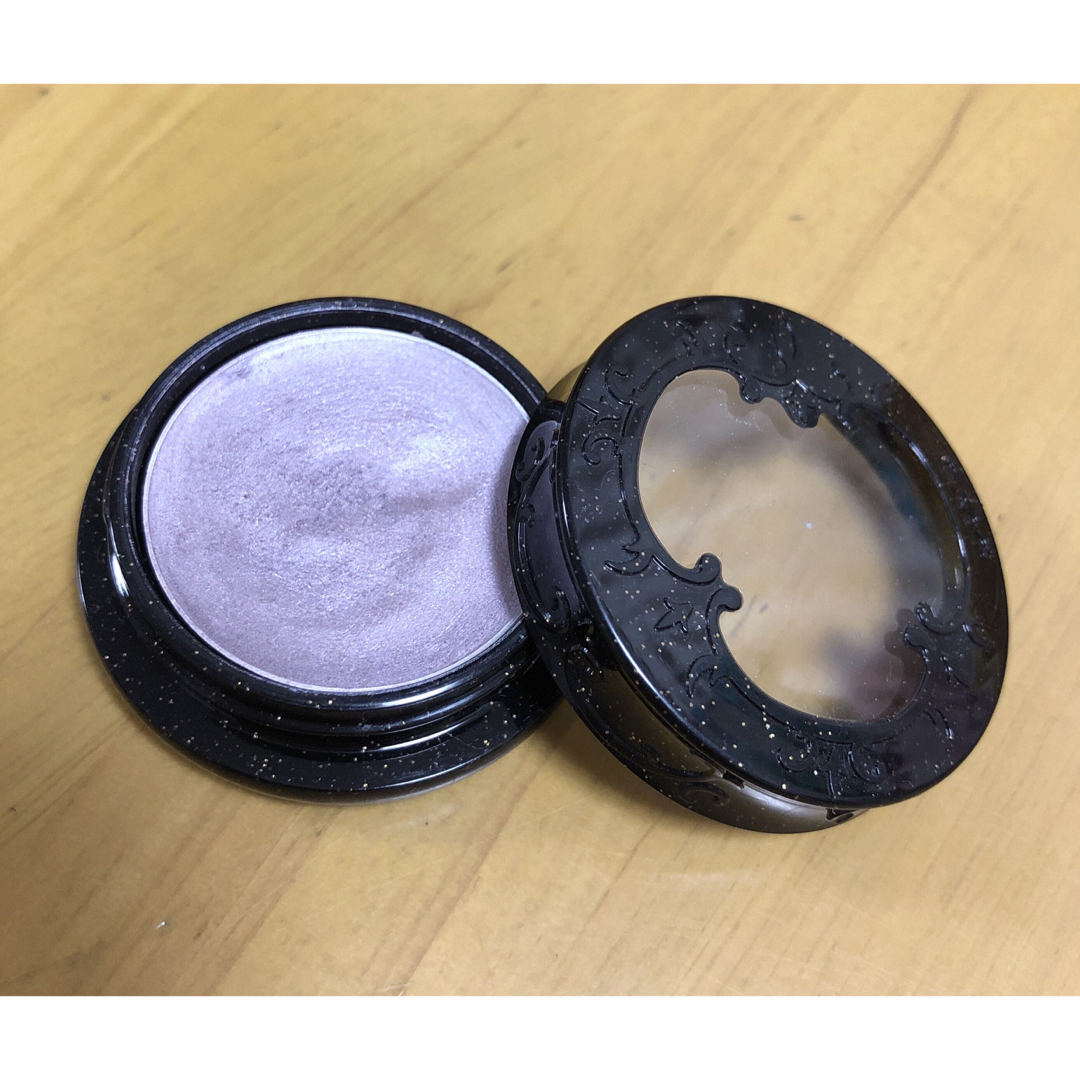 ANNA SUI(アナスイ)のANNA SUI メタリック アイカラー 200 used アナスイ シャドウ コスメ/美容のベースメイク/化粧品(アイシャドウ)の商品写真