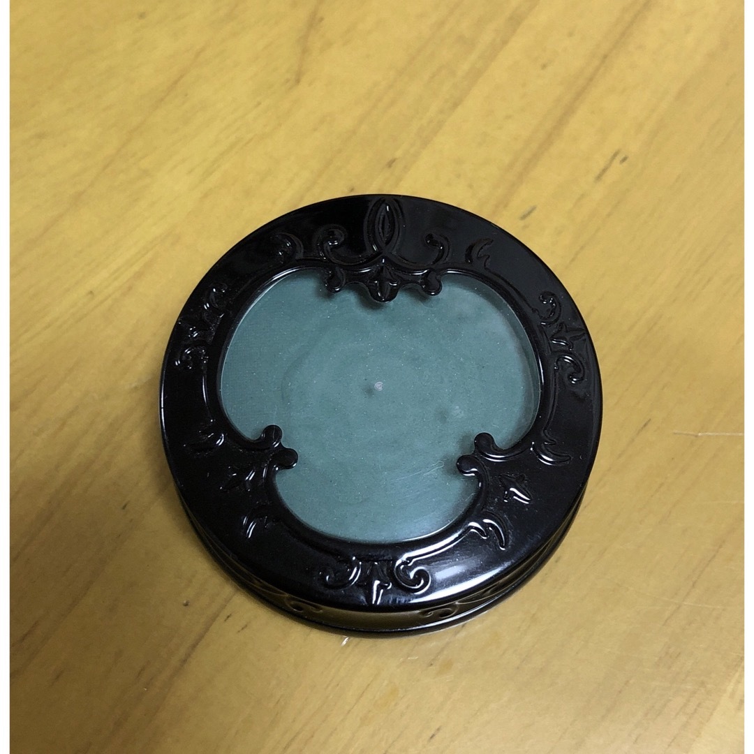 ANNA SUI(アナスイ)のANNA SUI アイカラー 906 used アナスイ アイシャドウ ラメ コスメ/美容のベースメイク/化粧品(アイシャドウ)の商品写真