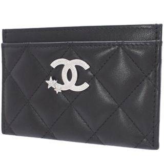 シャネル(CHANEL)のCHANEL(シャネル) マトラッセ ココマーク カードホルダー カードケース 名刺入れ 定期入れ 星 スター パスケース ラムスキン ブラック黒 シルバー金具 レディース 40803001305【中古】【アラモード】(パスケース/IDカードホルダー)