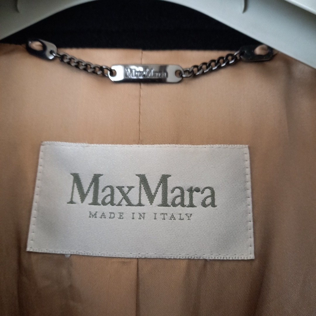 Max Mara(マックスマーラ)のbear様専用です。マックスマーラージャケット レディースのジャケット/アウター(ピーコート)の商品写真