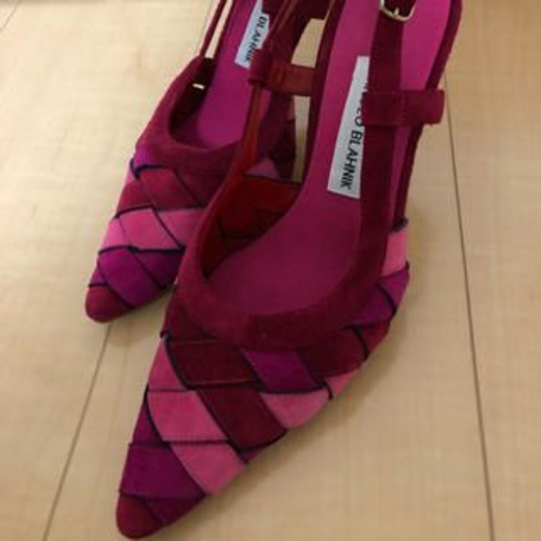 MANOLO BLAHNIK(マノロブラニク)のマノロブラニク パンプス　ピンク　美品 レディースの靴/シューズ(ハイヒール/パンプス)の商品写真