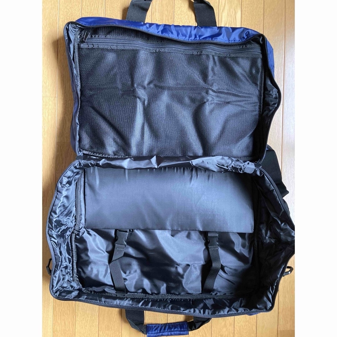 キリン(キリン)のシアトルマリナーズ　トランク型トラベルバッグ　ネイビー　 メンズのバッグ(トラベルバッグ/スーツケース)の商品写真
