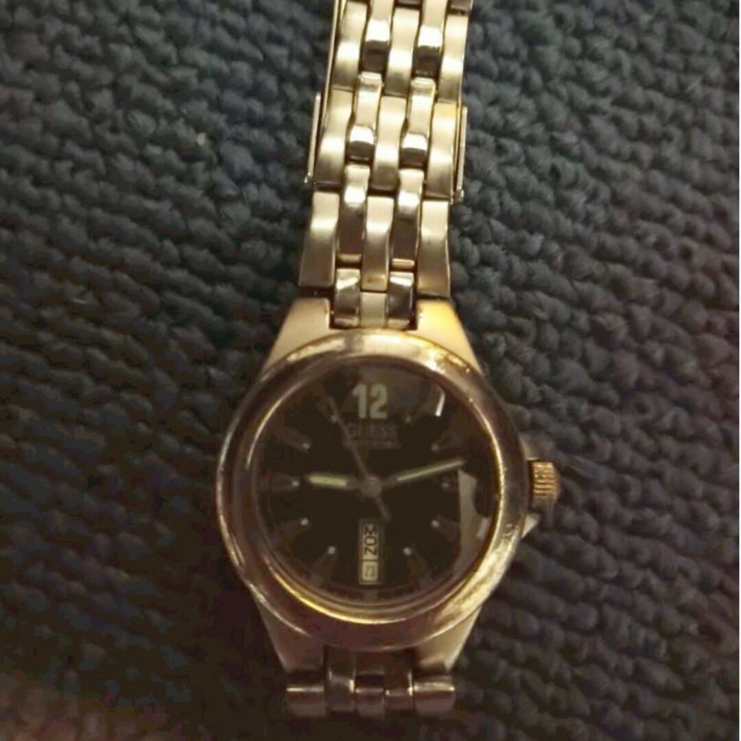 GUESS(ゲス)のGUESS腕時計 女性用 レディースのファッション小物(腕時計)の商品写真