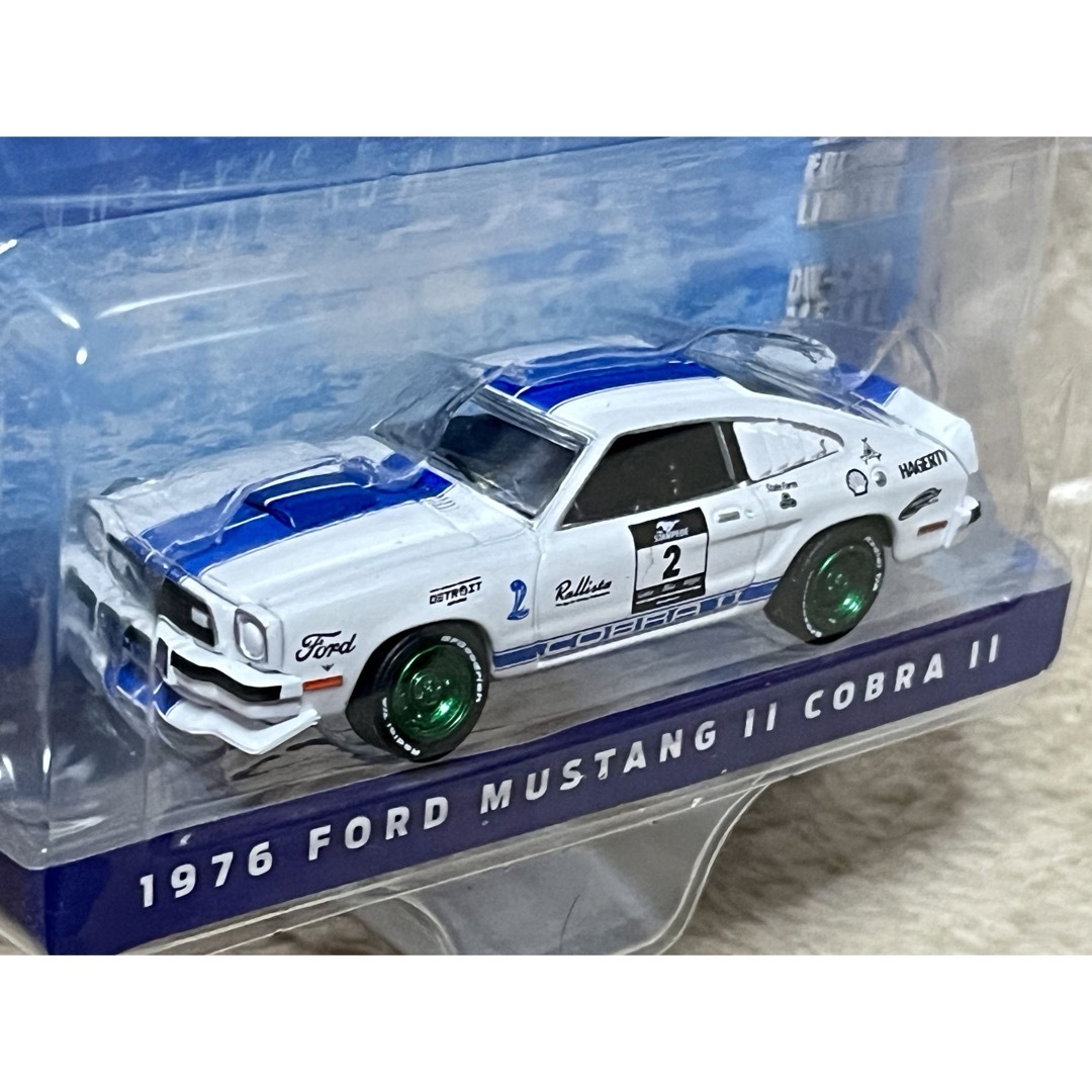 Ford(フォード)のグリーンライト 1/64 マスタング ムスタング コブラ グリーンマシーン エンタメ/ホビーのおもちゃ/ぬいぐるみ(ミニカー)の商品写真