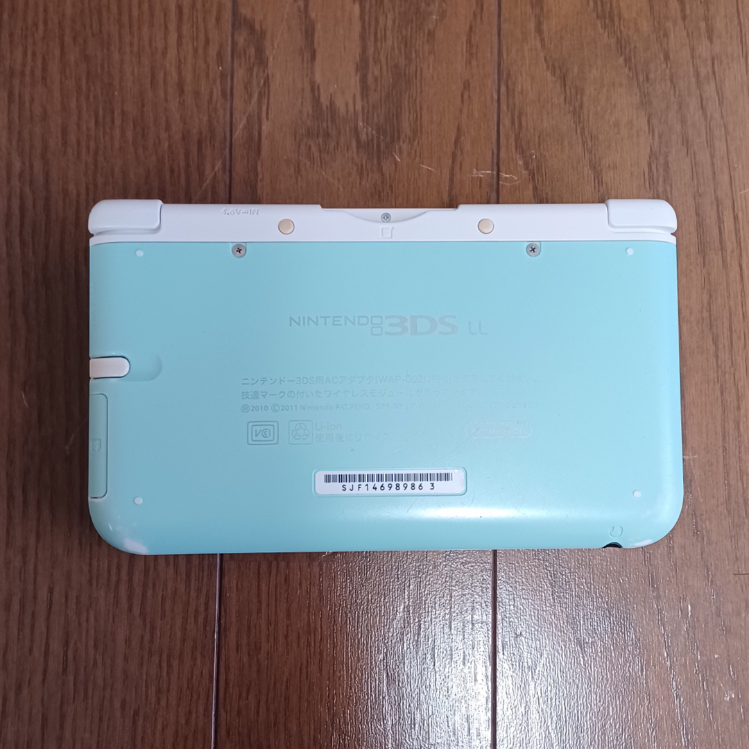 ニンテンドー3DS(ニンテンドー3DS)のニンテンドー3DS LL ミント×ホワイト 中古 エンタメ/ホビーのゲームソフト/ゲーム機本体(携帯用ゲーム機本体)の商品写真