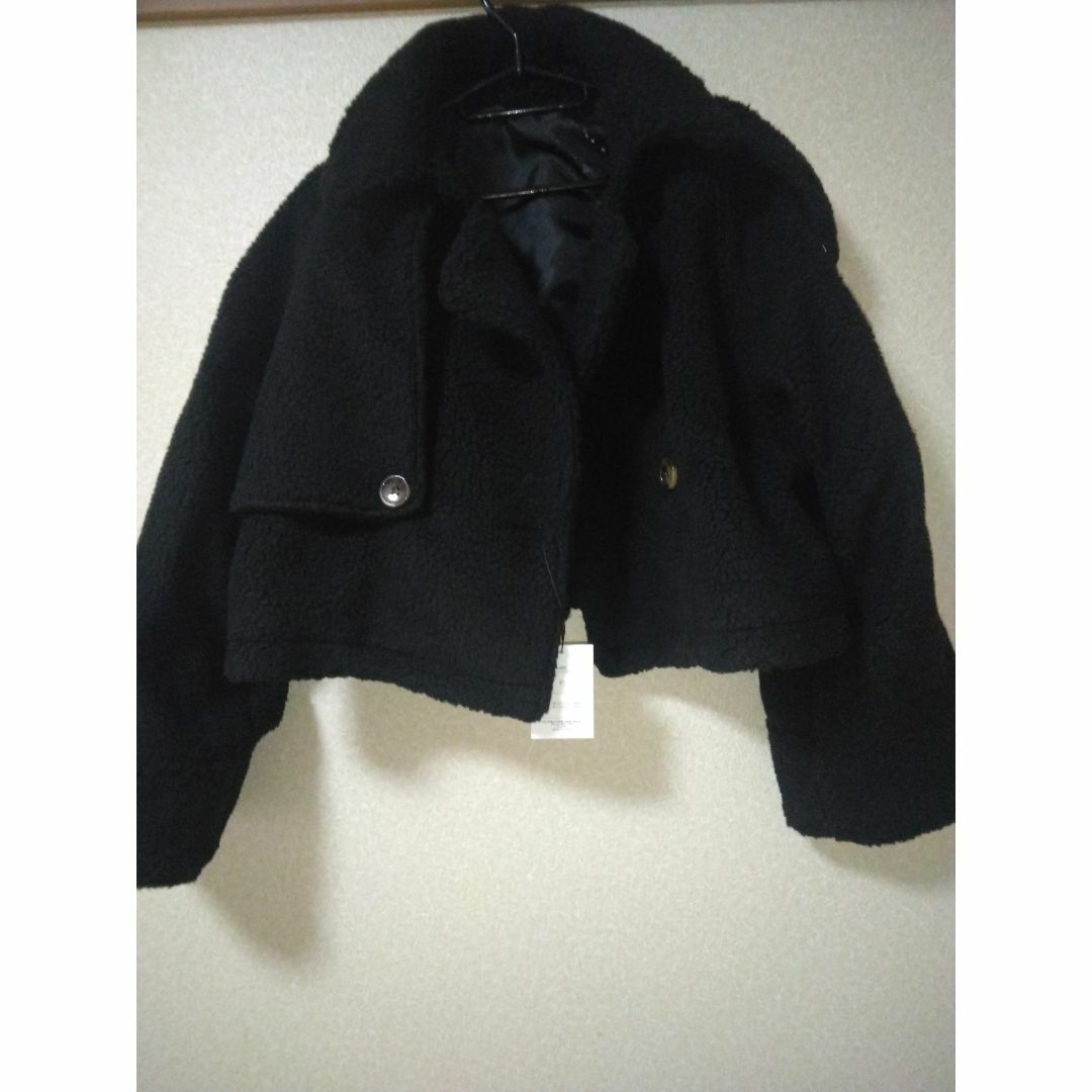 GRL(グレイル)の新品タグ付きグレイルミニ丈ボアコート レディースのジャケット/アウター(ブルゾン)の商品写真
