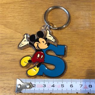 ディズニー　イニシャル　S キーホルダー(キャラクターグッズ)