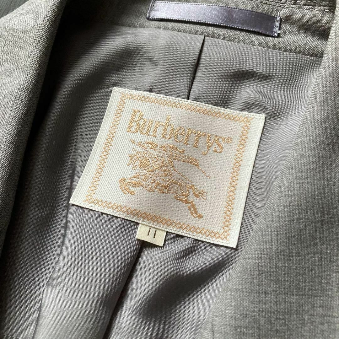 BURBERRY(バーバリー)のオールドバーバリー　バーバリーズ　テーラードジャケット　ダブルブレスト　美品 レディースのジャケット/アウター(テーラードジャケット)の商品写真