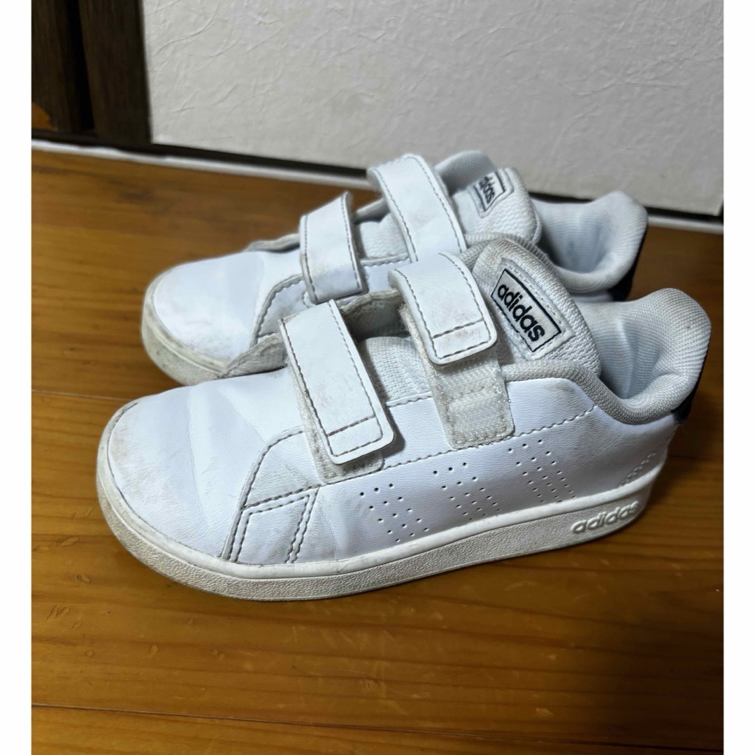 adidas(アディダス)のadidas ADVANCOURT CF I 16センチ キッズ/ベビー/マタニティのキッズ靴/シューズ(15cm~)(スニーカー)の商品写真